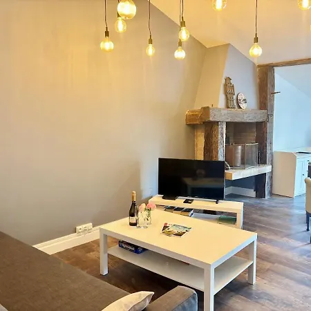 Cosy Loft In Emilion Lägenhet