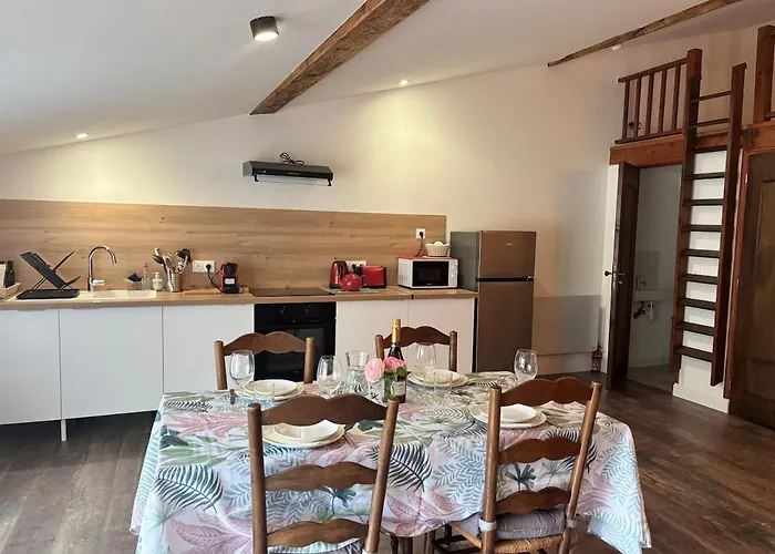 Lägenhet Cosy Loft In Emilion Saint-Émilion